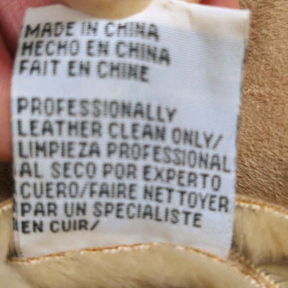 NWOT Dona Michi Suede Faux Fur Lined Button Up Jacket Size Small - Picture 8 of 9